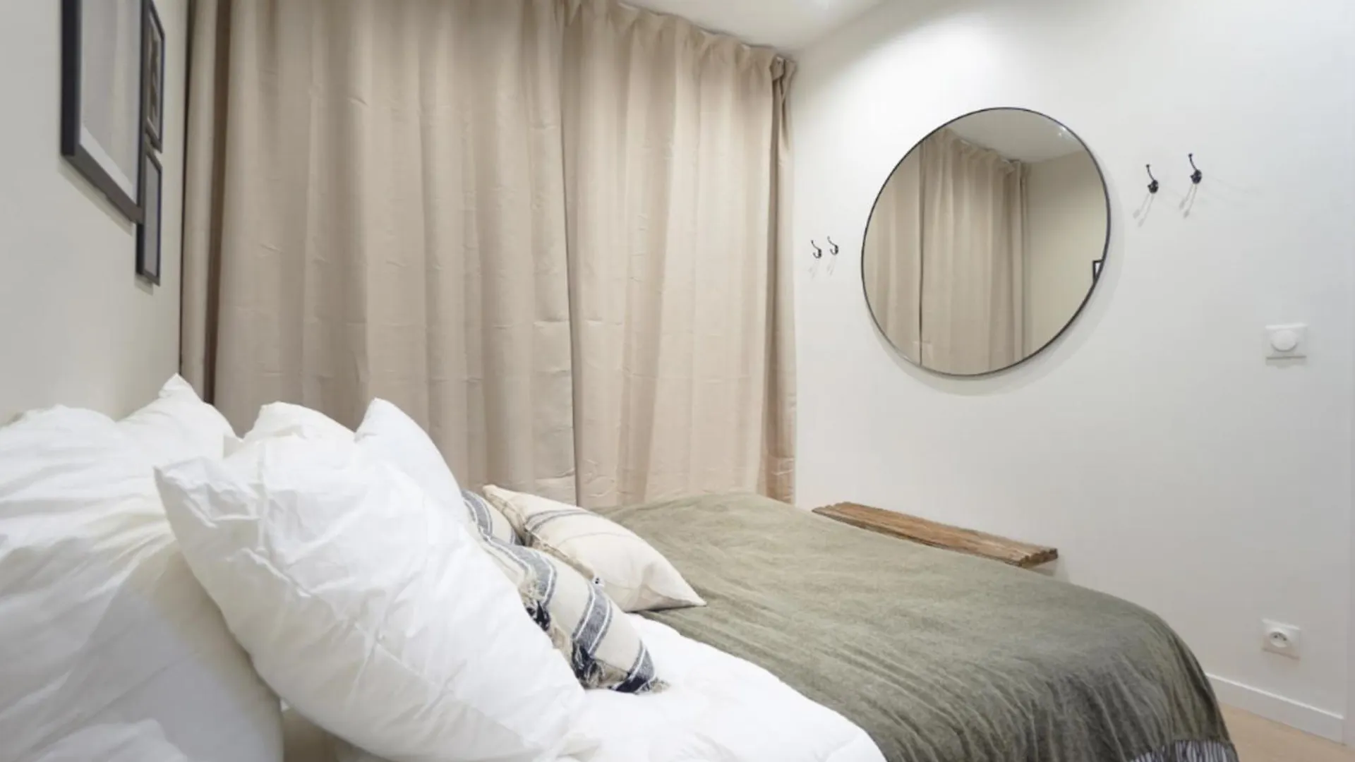 Comfortable And Ideally Located In Paris 15 0*,